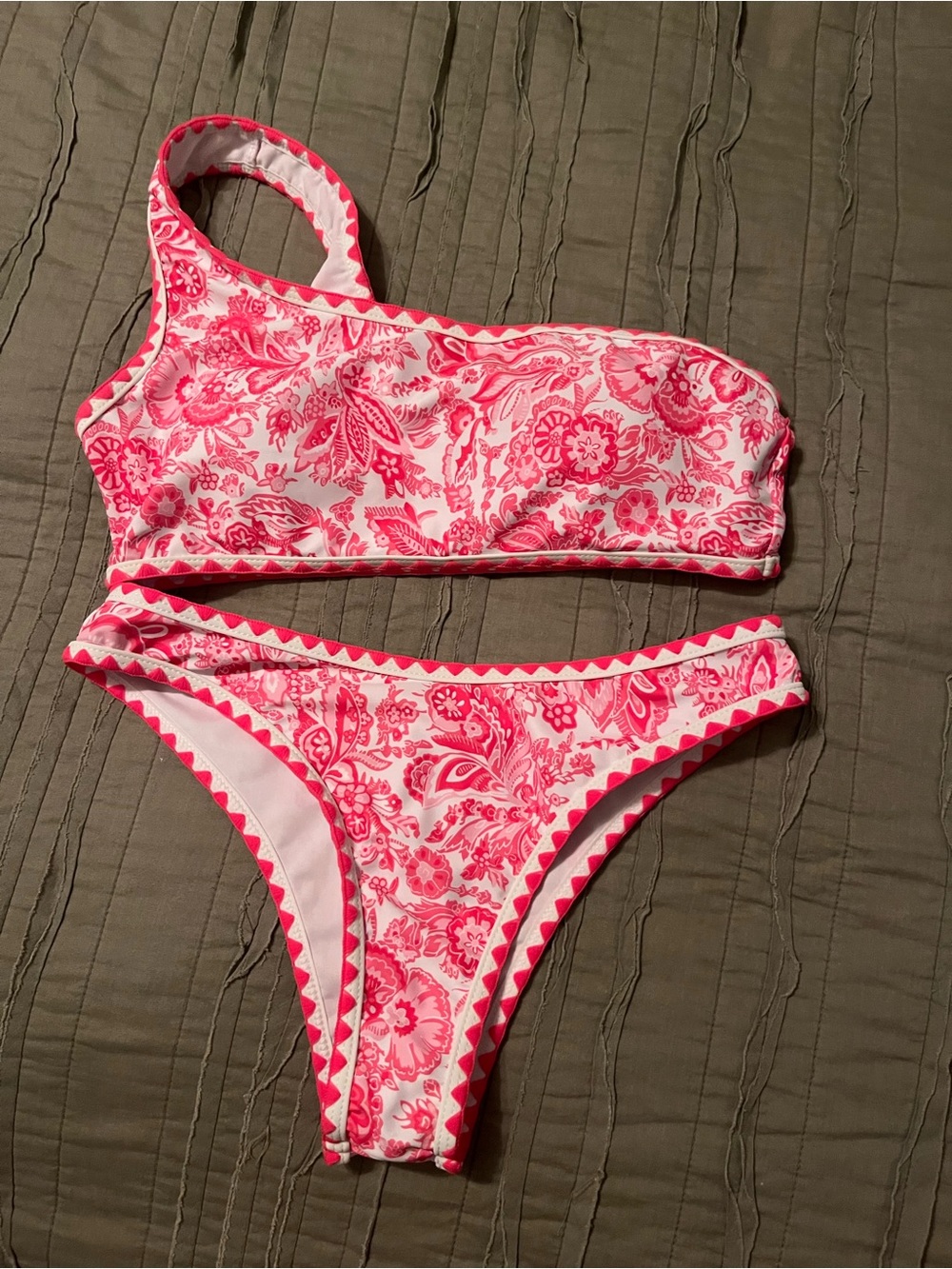 Off the Shoulder Bikini Set